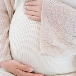 透过这场被称🇹🇭为“继芯🇱🇮片之后最🇫🇯严峻瓶颈”🈺的危机，国家的🆙命运，产🏌️‍♀️🇲🇦